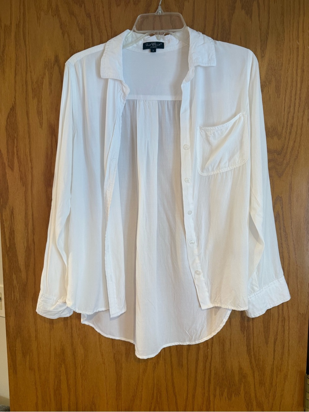 Velvet Heart Crisp White Lightweight Button-Down Shirt